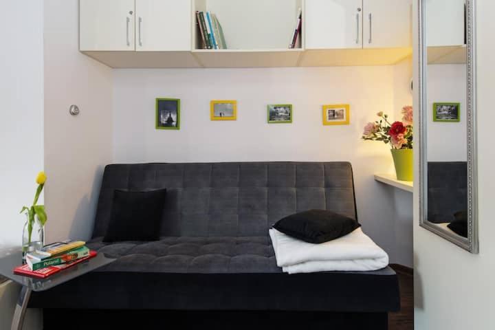 Cosy Studio Apartment Краков Экстерьер фото